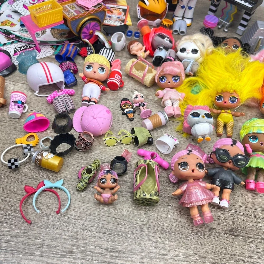 HUGE Lot LOL Surprise! - Boy Dolls, Clothes, Pets &‎ Accessories